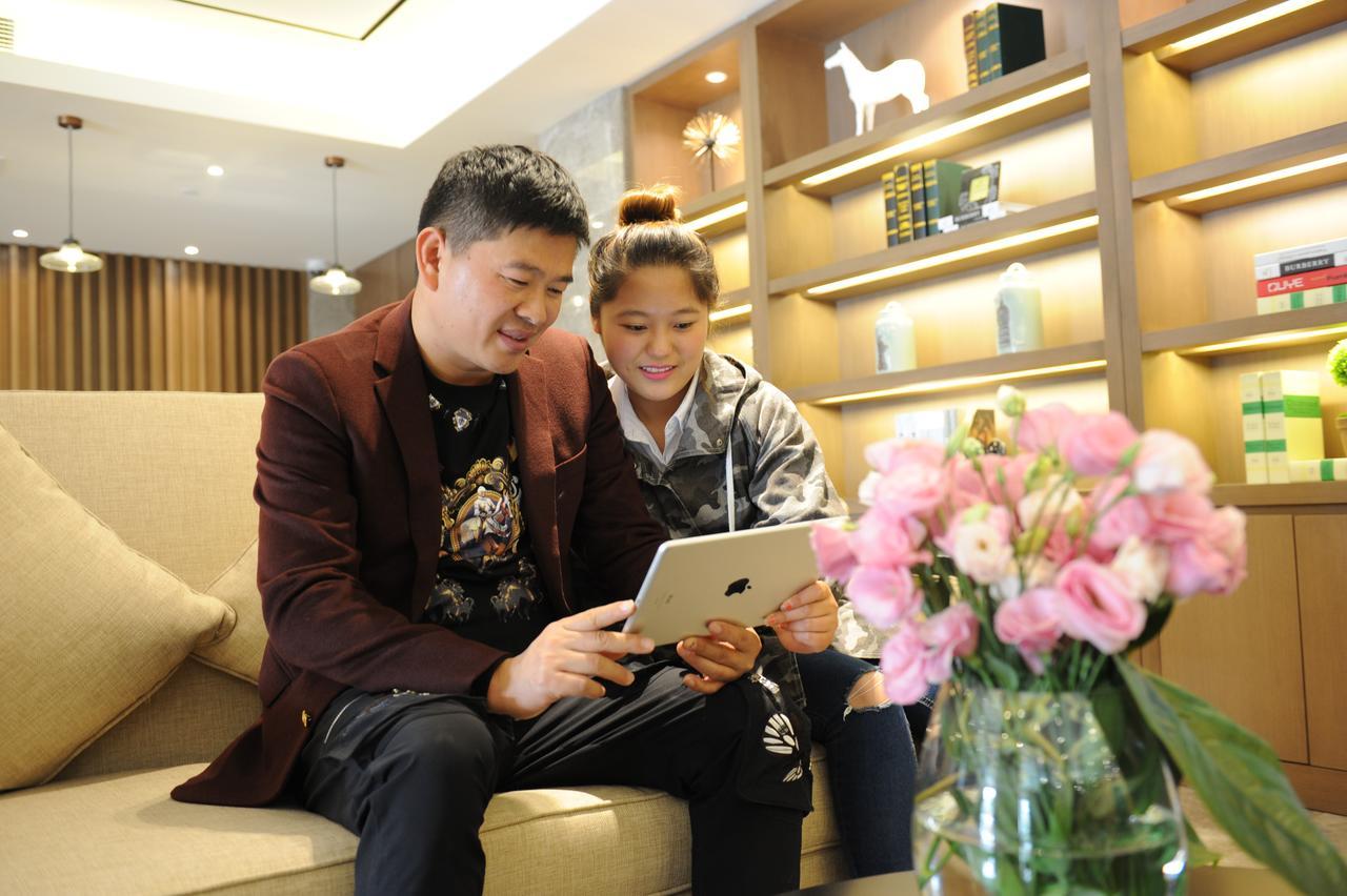 Atour X Hotel Shanghai Hongqiao Airport Konggang Road Esterno foto